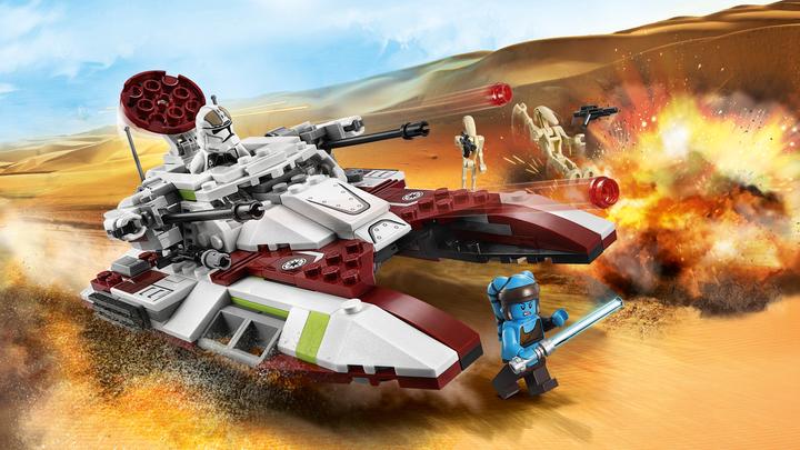 Actual product image LEGO Republic Fighter Tank (75182, LEGO Star Wars)
