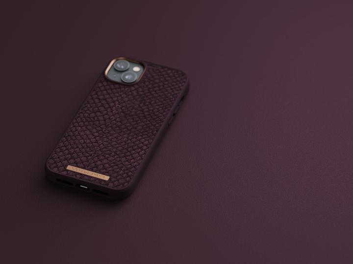 Actual product image Njord Salm.Leather Magsafe Case (Apple iPhone 14 Plus)