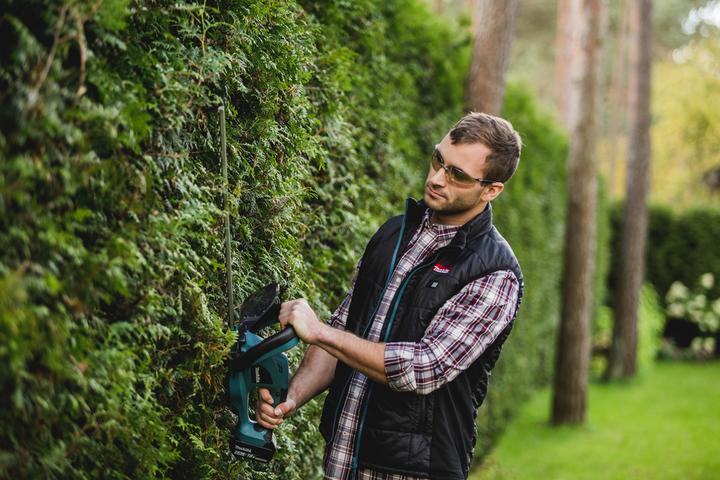 Actual product image Makita DUH523RF (Cordless hedgecutters)