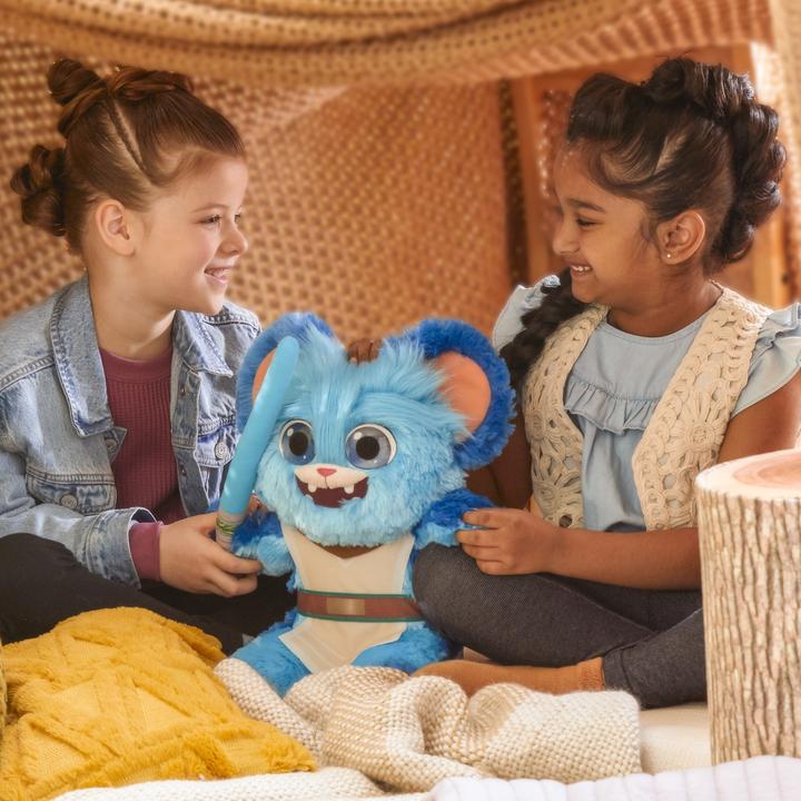 Actual product image Hasbro The Adventures of the Young Jedi, Fuzzy Force Nubs, Star Wars Plush Figure, Star Wars Playtoy (41.91 cm)