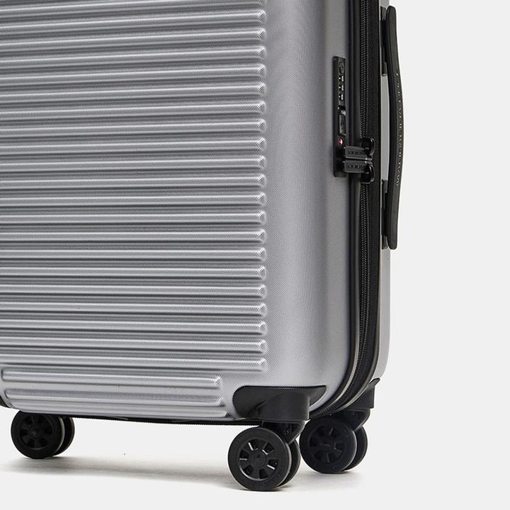 Actual product image Mandarina Duck Tank Case 4-wheel cabin trolley S 55 cm with expansion fold (37 l, Hand luggage (up to 50 litres))