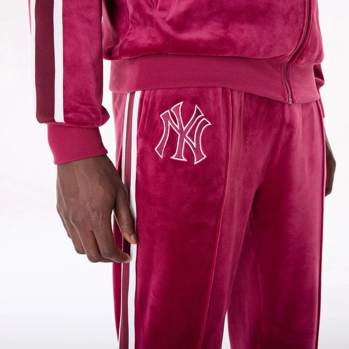 Immagine prodotto New Era Tuta in velluto New York Yankees Track (L)