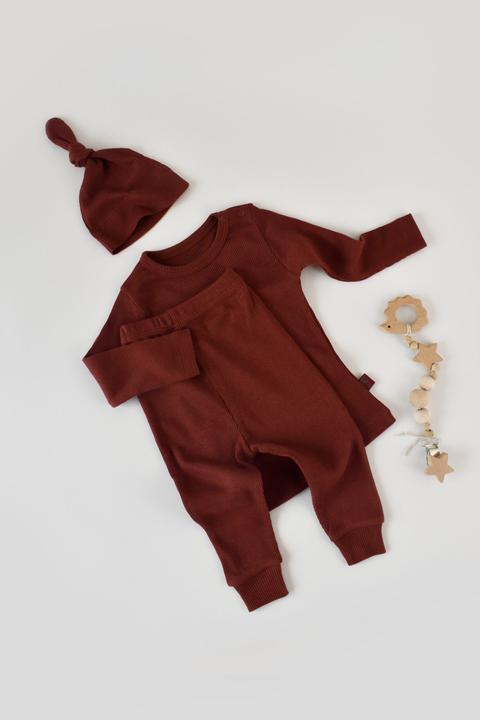 BabyCosy Set. Hose. T-shirt langarm. Mütze