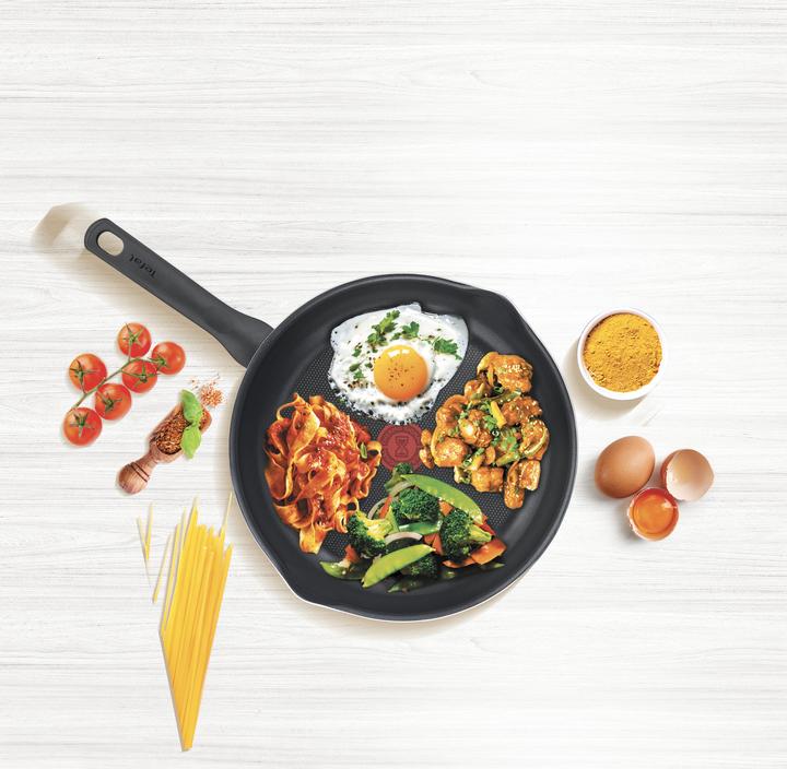 Actual product image Tefal Day by day (24 cm, Frying pan, Aluminium)
