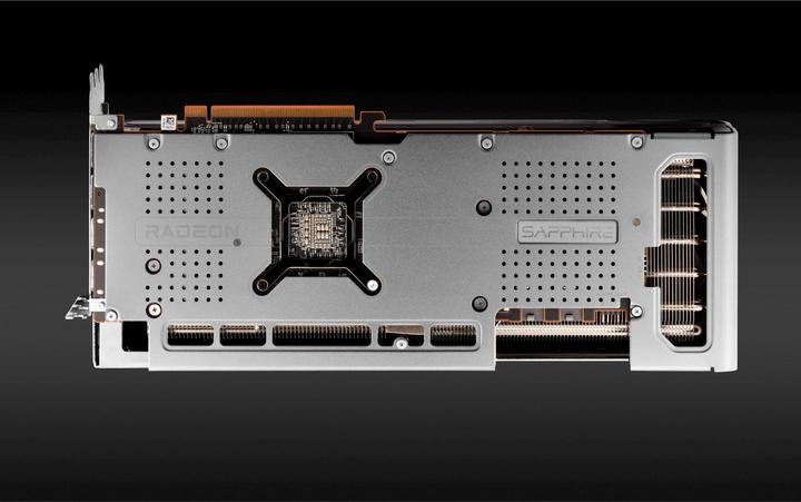 Image du produit Sapphire Nitro+ RX 7700XT (12 Go)