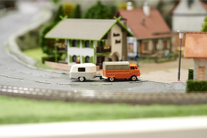 Immagine prodotto Carson Modellsport 1:87 Caravan con gancio di traino 1:87 Trailer