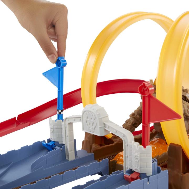 Actual product image Hot Wheels MarioKart Bowsers Castle Chaos Play Set