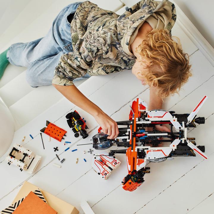 Immagine prodotto LEGO VTOL per il trasporto di merci spaziali pesanti LT81 (42181, LEGO Technic)