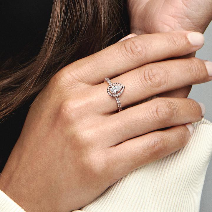 Produktbild Pandora Funkelnder Birnen Kranz Ring (58)