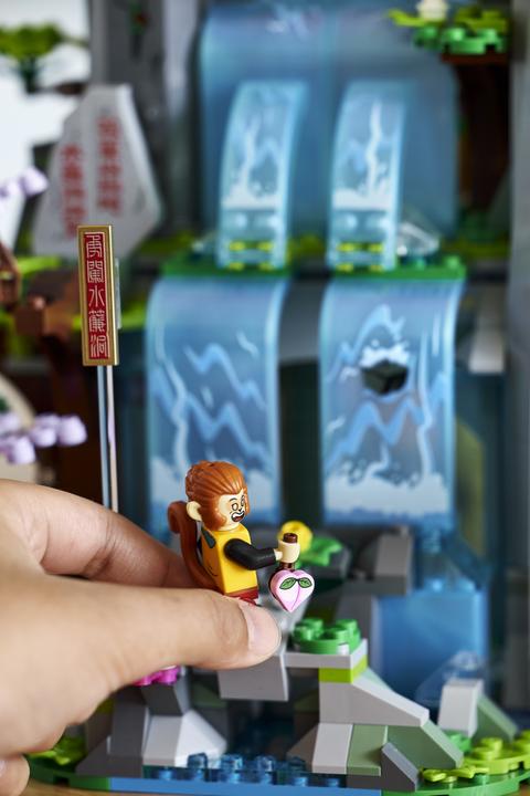 Produktbild LEGO Der legendäre Berg der Blumen und Früchte (80024, LEGO Seltene Sets, LEGO Monkie Kid)