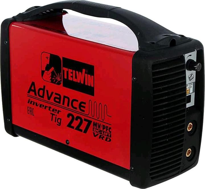 Image du produit Telwin Advance 227 MVPFC Soudeuse à onduleur Multitension de 100 à 240 V