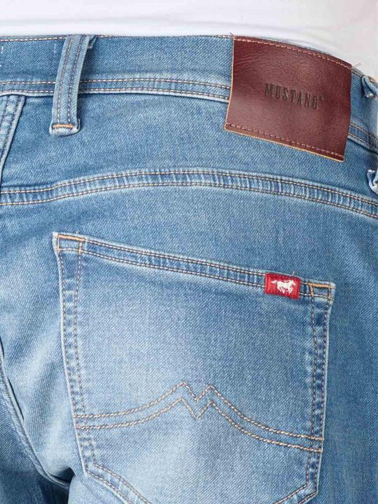 Actual product image Mustang Oregon Tapered Jeans Medium Blue Used (W32/L30)
