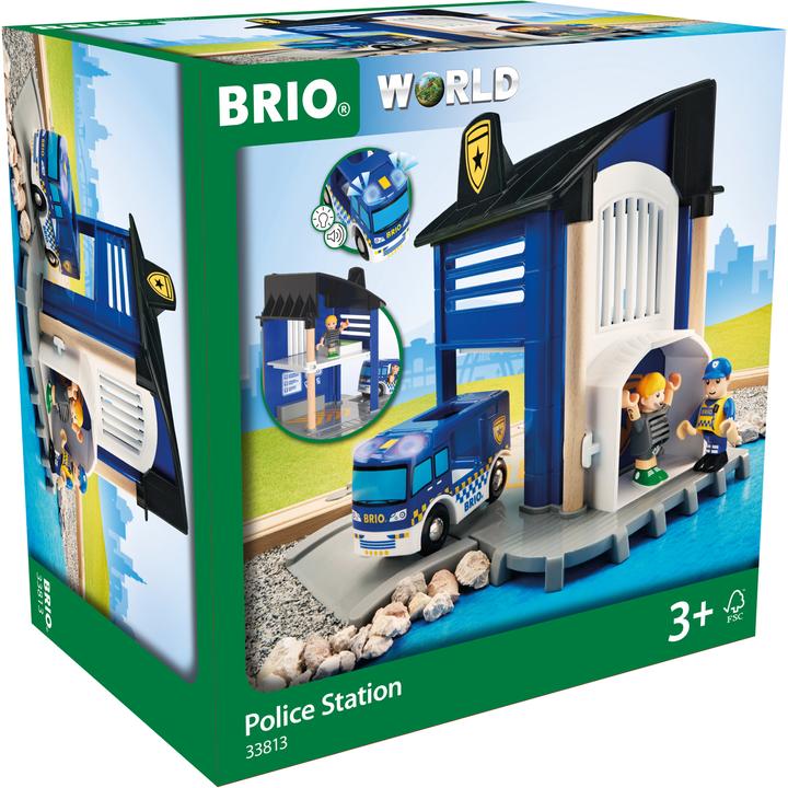 Actual product image Brio Police station with emergency vehicle