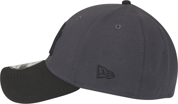 Actual product image New Era 39Thirty Stretch Cap - New York Yankees graphite M/L (M/L)