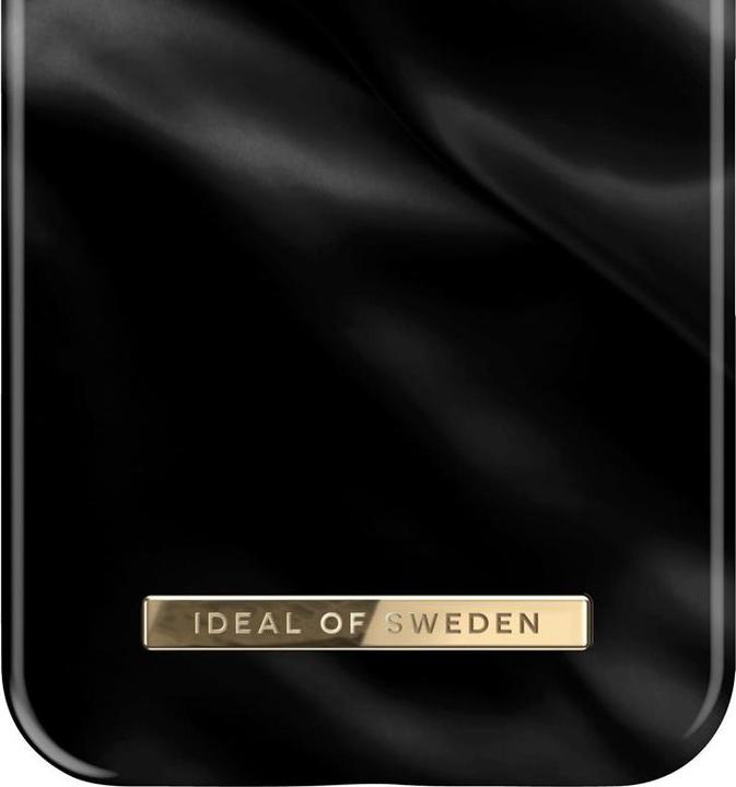 Produktbild iDeal Of Sweden Designer Hard-Cover Black Satin (Apple iPhone 12 Pro, Apple iPhone 12)
