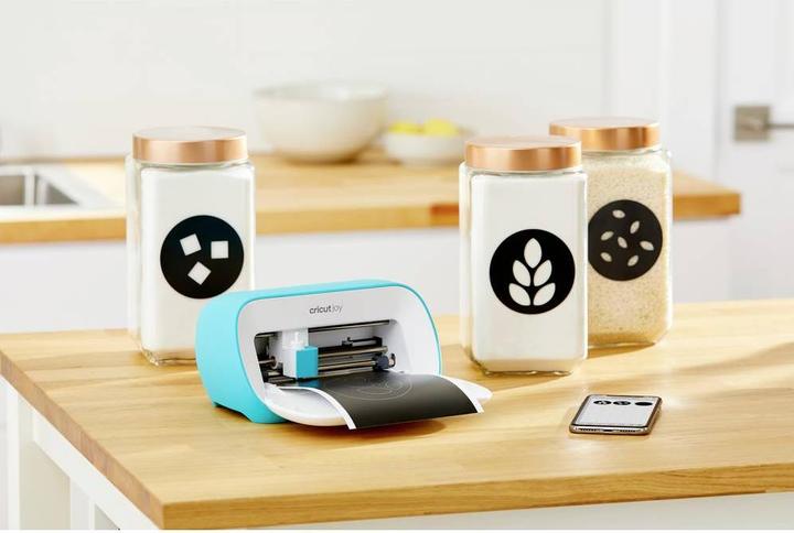 Produktbild Cricut Joy + Material Box Schneideplotter Schnittbreite 139mm