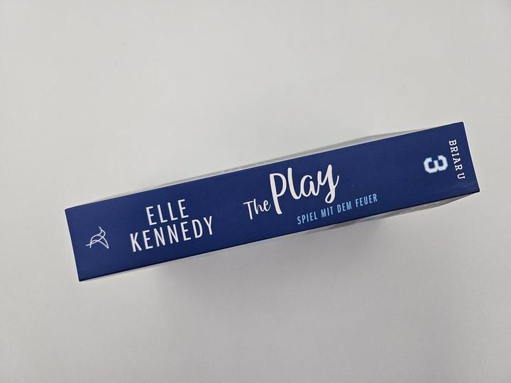 Produktbild Piper The Play – Spiel mit dem Feuer (Deutsch, Elle Kennedy, 2024)