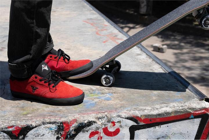 Produktbild Fallen The Goat (40.5)