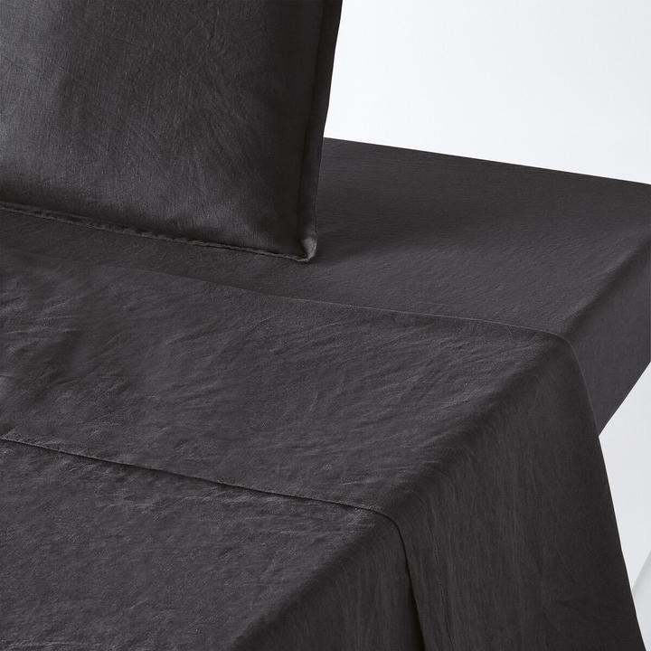Gris carbone