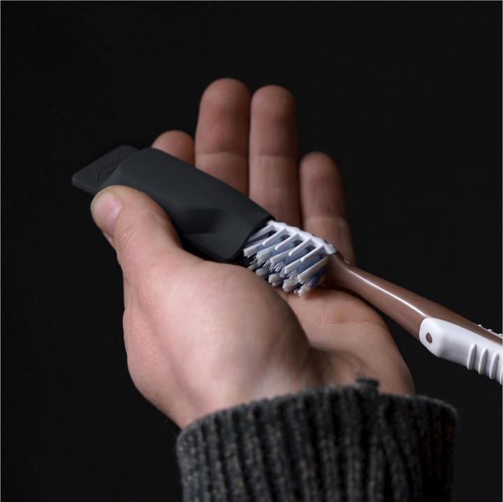 Actual product image Matador Toothbrush Caps (2 x)