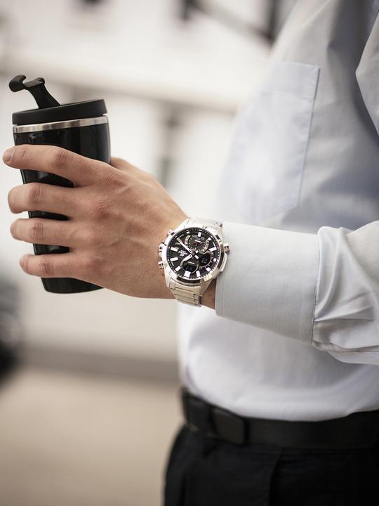 Actual product image Casio Edifice - ECB-30D-1AEF (Sports watch, Power reserve display, 49 mm)