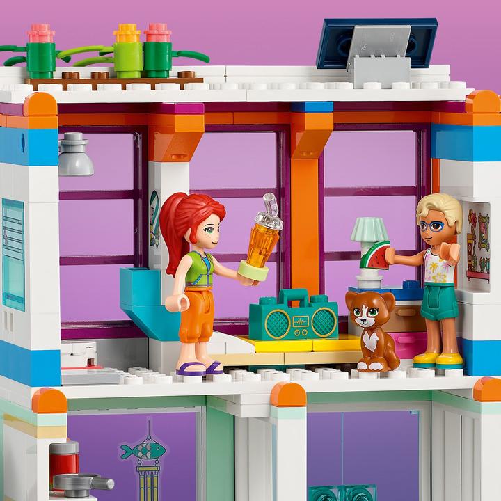 Actual product image LEGO Friends 41709 Holiday Beach House (41709, LEGO Friends)