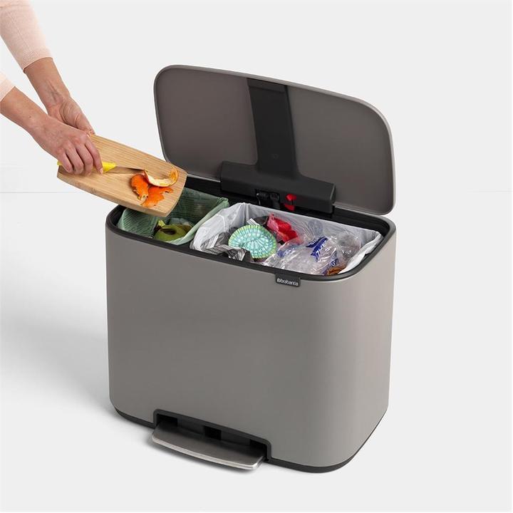 Actual product image Brabantia Pedal bin BO 11+23 litres (34 l)