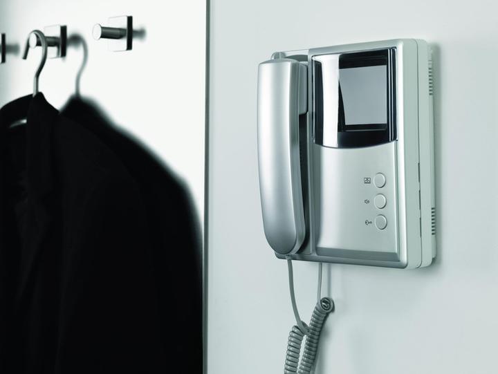 Produktbild tesa Powerbond INDOOR doppelseitiges Montageband (19 mm)