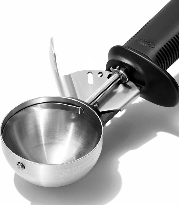 Image du produit OXO Cuillère à glace Trigger (Boules de glace)