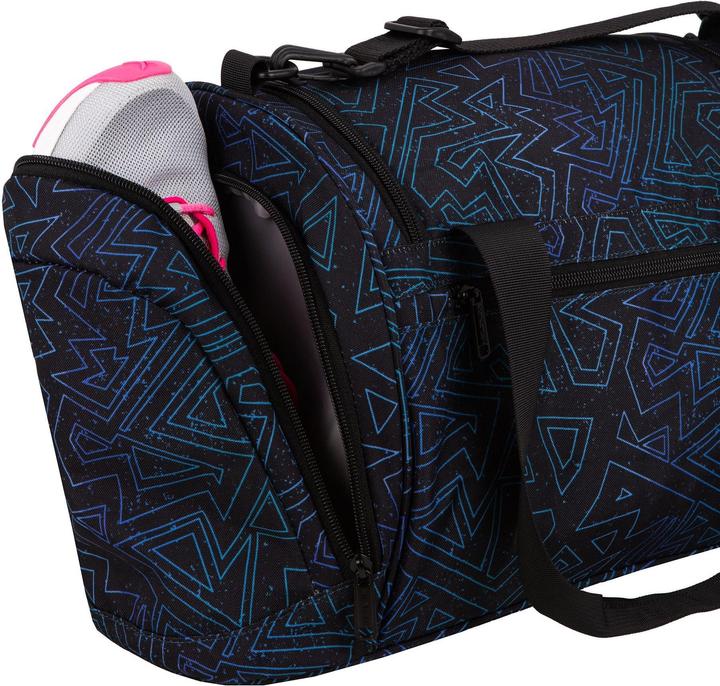 Actual product image Mc Neill Sports bag 37 cm (18 l)