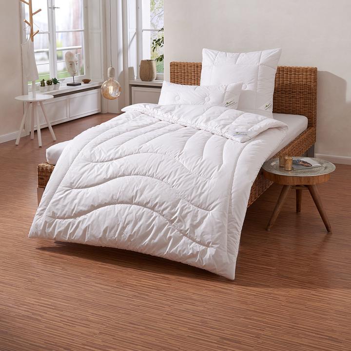Actual product image Traumschlaf Cashmere blanket extra warm, filling: 100% cashmere (1400 g, 135x200 cm)