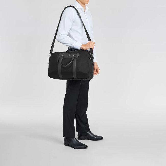 Actual product image Victorinox Architecture Urban2, Compact Weekender, Black (32 l)