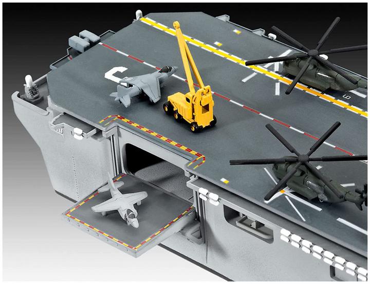 Image du produit Revell Porteur d'assaut USS WASP CLASS
