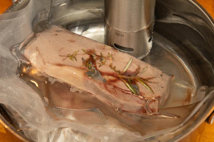 Actual product image Adler AD 6415 vacuum machine sous vide water oven