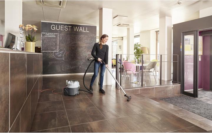 Actual product image Nilfisk Dry vacuum cleaner VP300 HEPA CH (Dry vacuum cleaner)