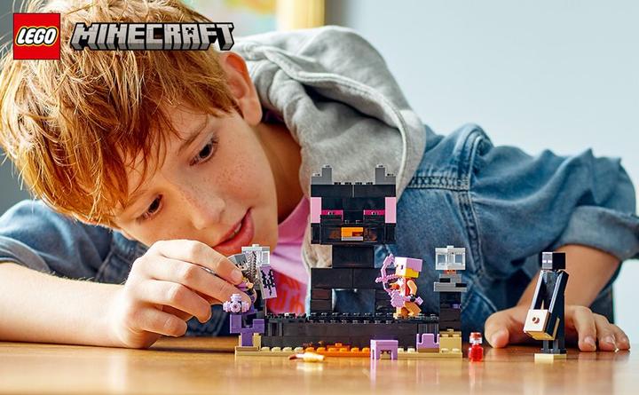 Actual product image LEGO The End Arena (21242, LEGO Minecraft)