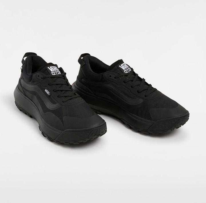 Noir / Noir