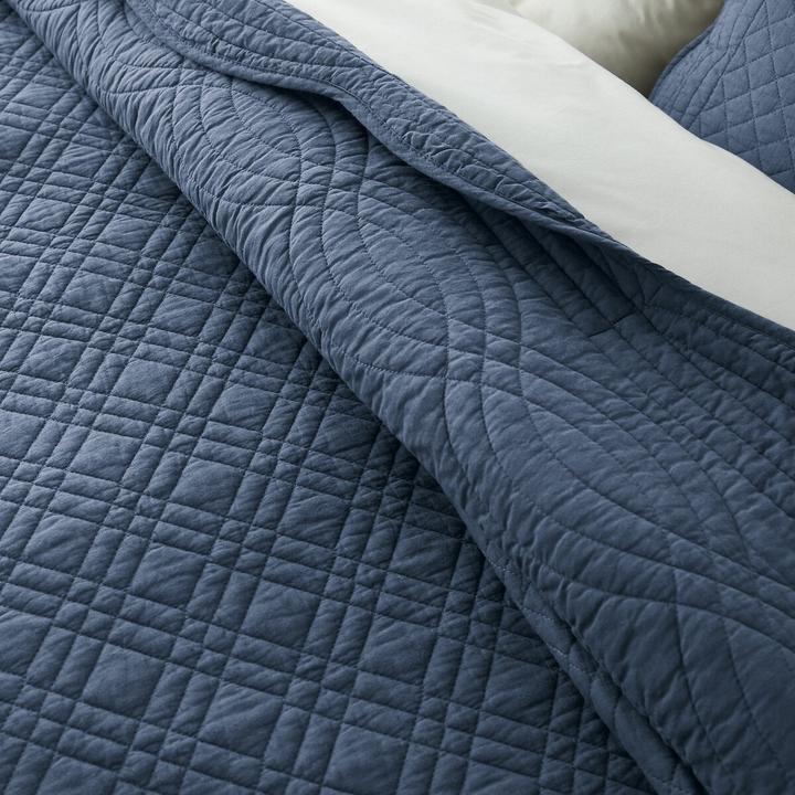 Actual product image La Redoute Interieurs Scenario Boutis (250 x 250 cm)