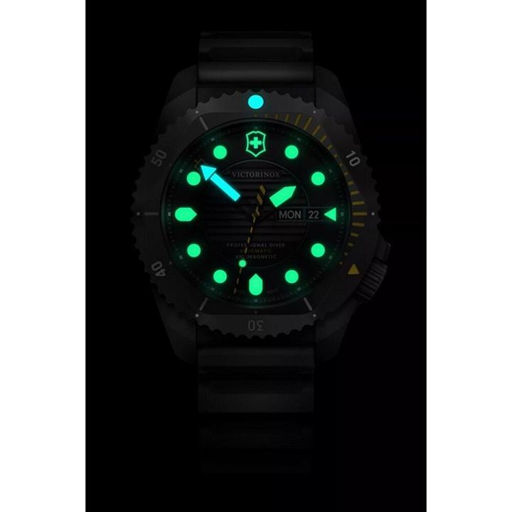 Image du produit Victorinox Dive Pro Automatic (Montre de plongée, 43 mm)