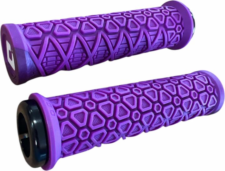 Schwarz, Violett