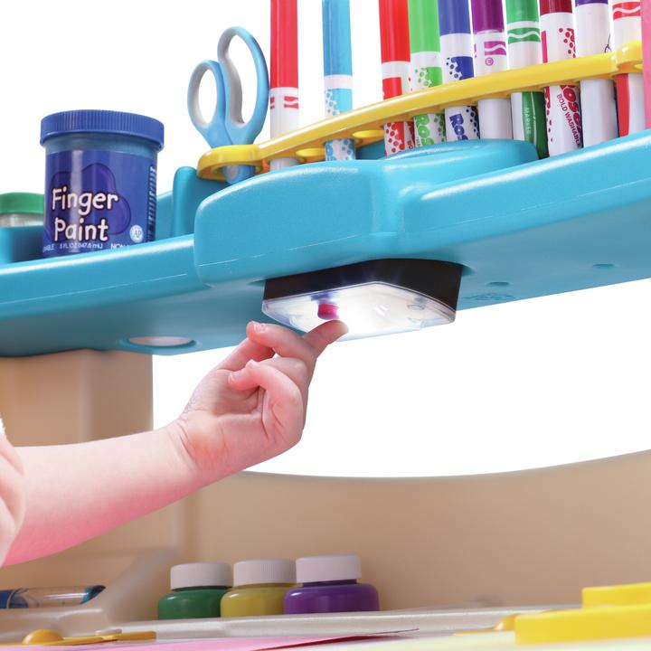 Actual product image Step2 Deluxe Art Master Desk (Kids table)