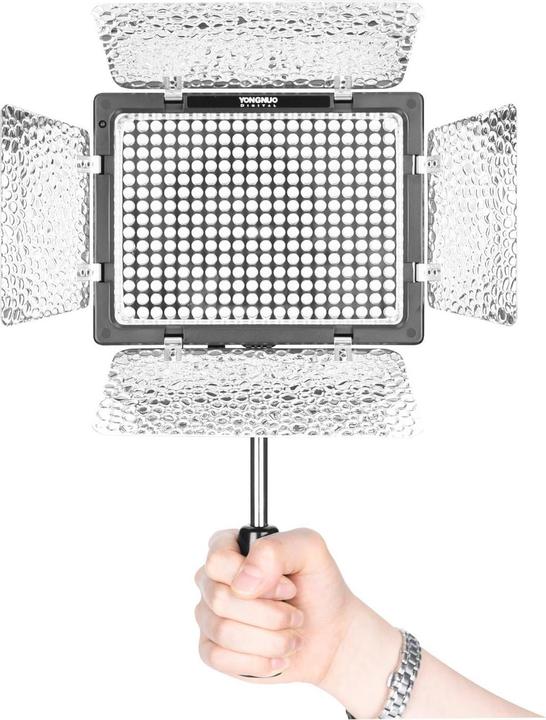 Immagine prodotto Yongnuo YN-300III (Luce studio, Videocamera)