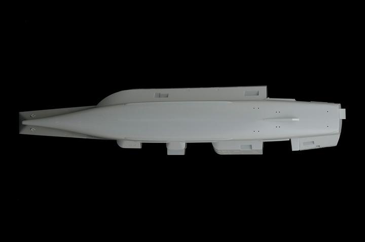 Actual product image Italeri U.S.S. George H.W: Bush CVN 77