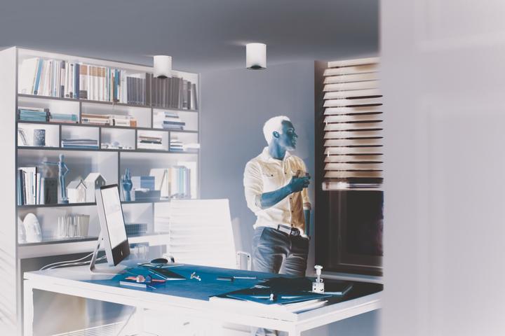 Actual product image Philips Column radiator extension (350 lm, GU10)