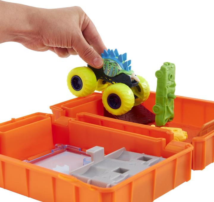 Productafbeelding Hot Wheels Monster Trucks Stunt N' Go Fossiele Brandstof Speelset (EC)