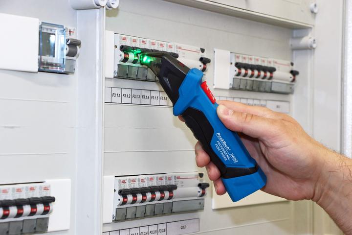 Actual product image Peaktech P 3432 Line locator / circuit detector