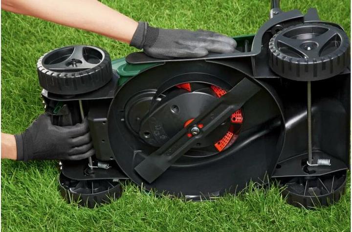 Produktbild Bosch Home & Garden CityMower 18V-32-300 (Akkubetrieb)