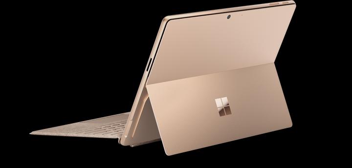 Produktbild Microsoft Surface Pro Keyboard (CH, Docking)