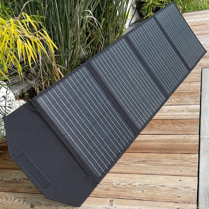 Immagine prodotto XCell Pannello solare 100W pieghevole max. 18 Volt, il pannello solare pieghevole con corrente di carica (100 W, 4.10 kg)