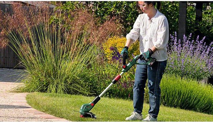 Produktbild Bosch Home & Garden Akku-Rasentrimmer UniversalGrassCut 18V-26-500 Solo (Trimmfaden)